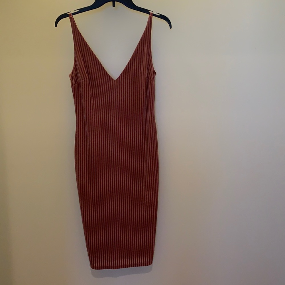 Forever 21 Womens Pink‎ Knit Dress (NWT) Small